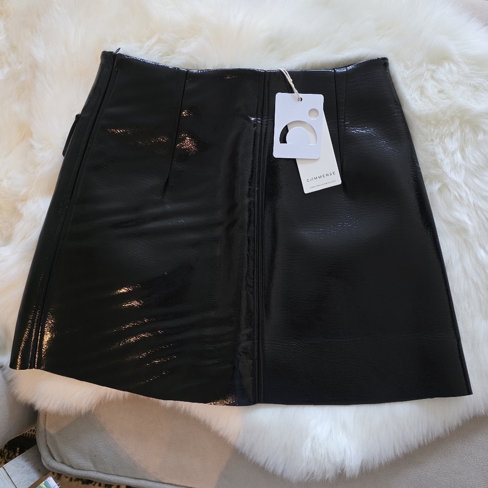 COMMENSE Versatile Zipper PU Leather Mini Skirt - size Small - Picture 2 of 5